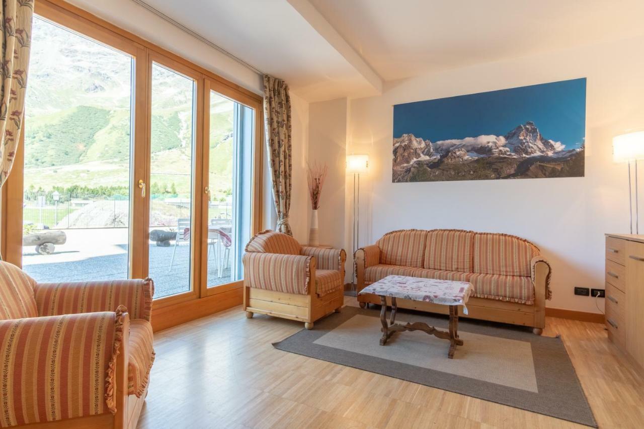 Monte Cervino Apartment AS21 Breuil-Cervinia Extérieur photo